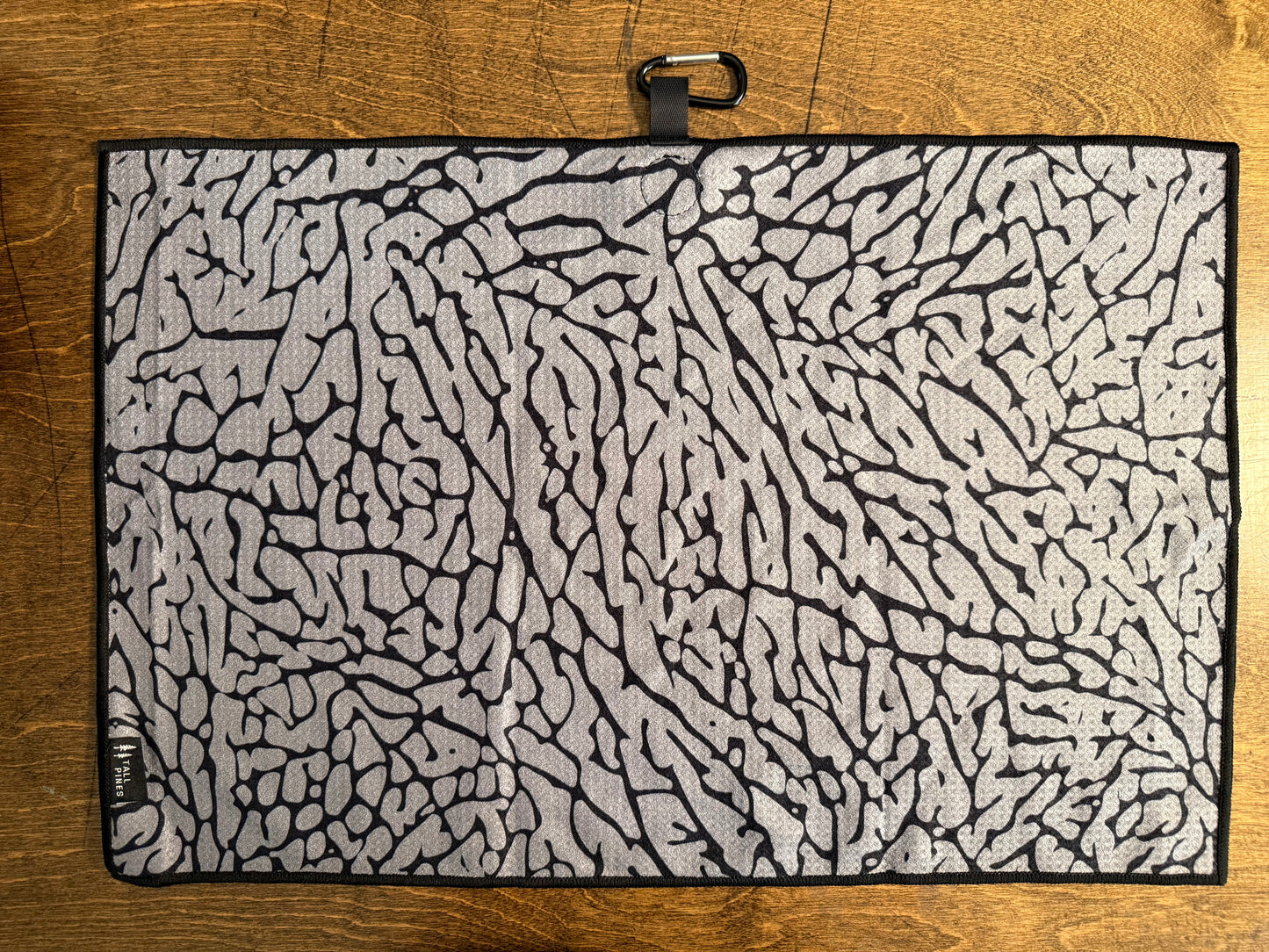 "Levels" Magnetic Golf Towel